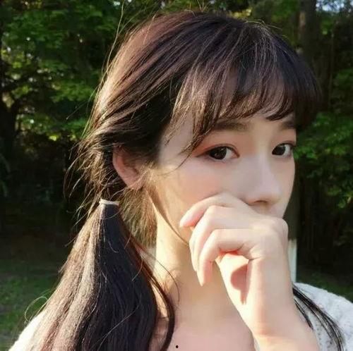 吃瓜图片网红女孩,揭秘吃瓜女孩的爆红之路