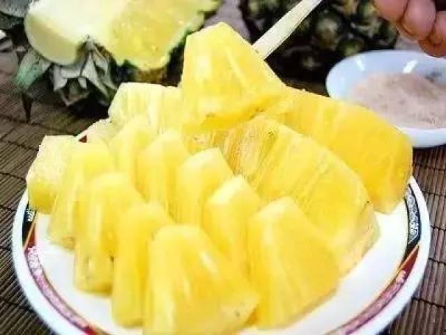 台湾菠萝酱网红吃瓜图片,甜蜜瓜果下的味蕾冒险之旅