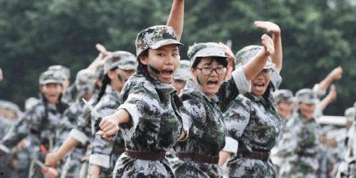 大学军训跳舞视频吃瓜网