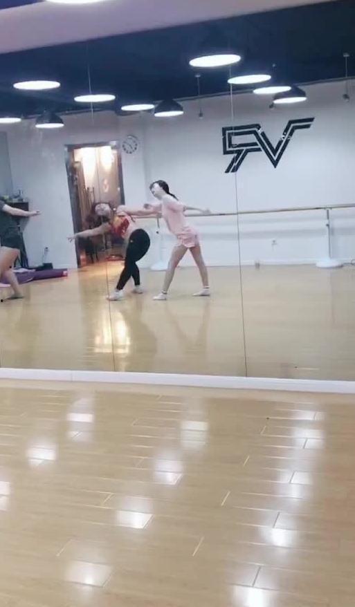 网红吃瓜跳舞视频大全,欢乐搞笑,尽在其中 第2张 网红吃瓜跳舞视频大全,欢乐搞笑,尽在其中 第2张