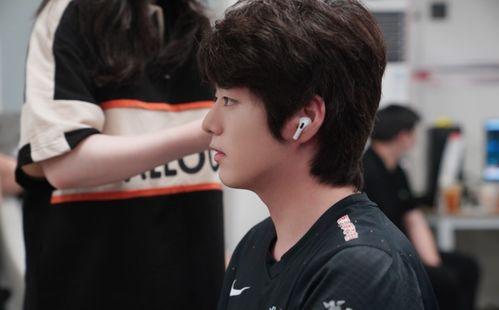 网红爆料吃瓜大舅子前妻,大舅子前妻的真实生活,吃瓜群众纷纷围观 第2张 网红爆料吃瓜大舅子前妻,大舅子前妻的真实生活,吃瓜群众纷纷围观 第2张