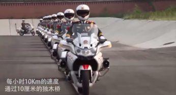 吃瓜网红骑摩托车  第3张